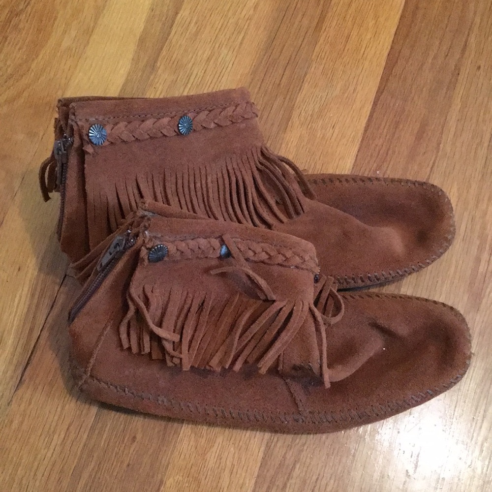 Minnetonka moccasin booties